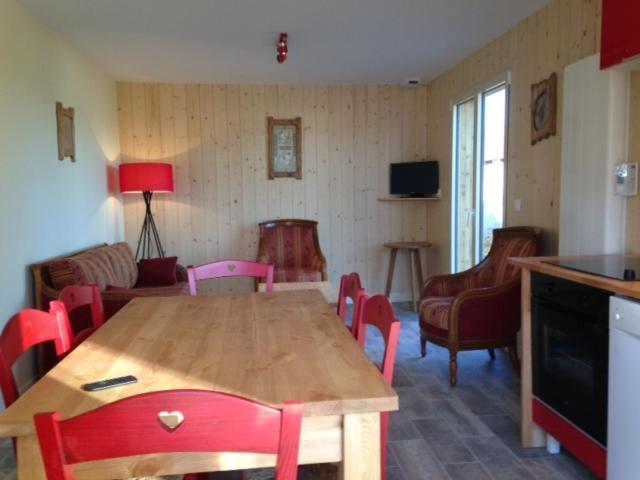 Le chalet des Patures Rochefort-Montagne Extérieur photo